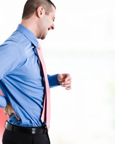 الانزلاق الغضروفي قد يصيبك بآلام عرق النسا