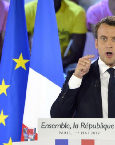 ماكرون: انتخبوني حتى لا نصبح مثل أمريكا