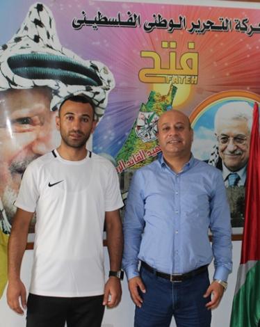 أبو هولي يستقبل عودة عقب حصوله على شهادة مدرب دولي