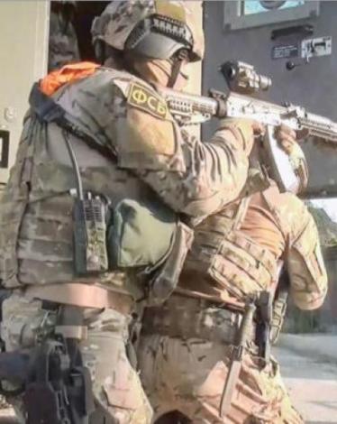 e8b36ca2d32206dbf704187246382772_XL