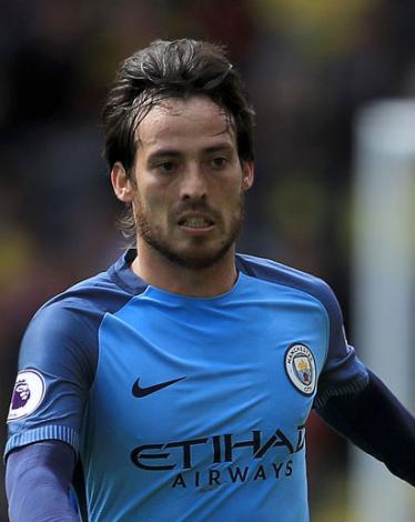 ما سبب غياب سيلفا عن صفوف مانشستر سيتي؟