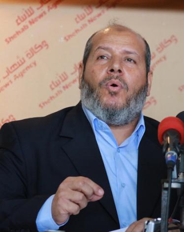 صور الدكتور خليل الحية