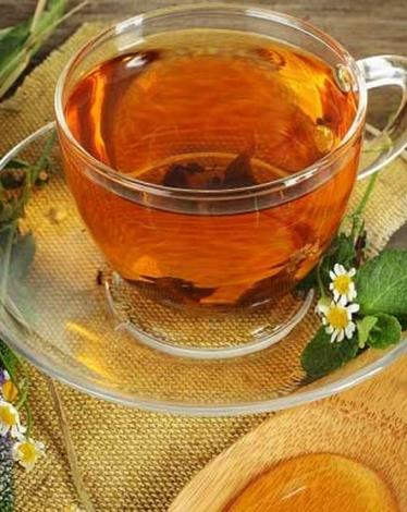 أفضل أنواع الأعشاب لعلاج السعال والتهاب الحلق