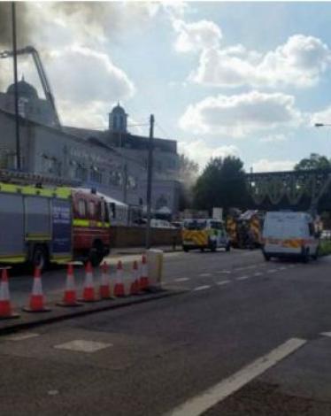 150926131111_london_mosques_fire_624x351_julianroman
