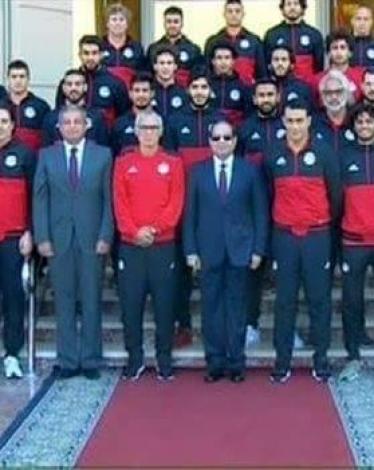 استقبال السيسي للاعبي المنتخب المصري