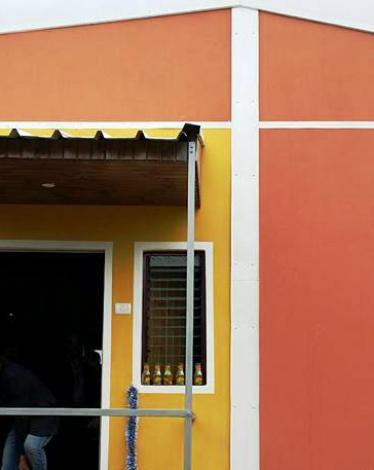 منزل خشبي بغزة