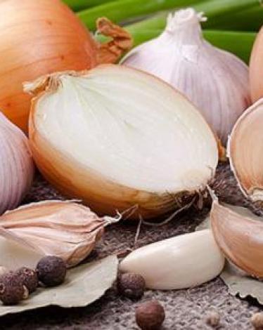 ما_هي_فوائد_البصل_والثوم
