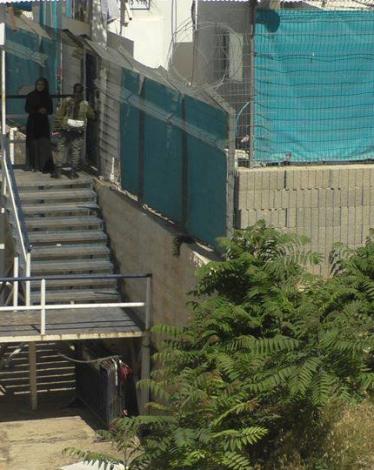 الاحتلال يعتقل فتاة قرب الحرم الإبراهيمي