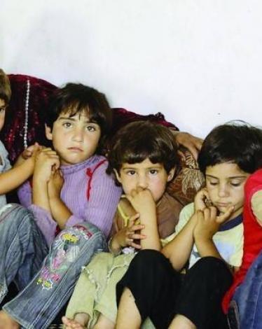 نظام الأسد يبتز عائلات المعتقلين الفلسطينيين للكشف عن مصير أبنائهم