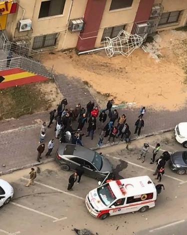 وفاة مواطن وإصابة 3 آخرين بحادث سير غرب غزة