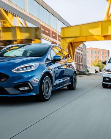 أنباء عن تحالف عملاق يجمع فولكسفاغن وفورد