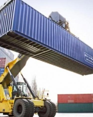 فلسطين تصدر منتجاتها للأردن بحاويات خاصة