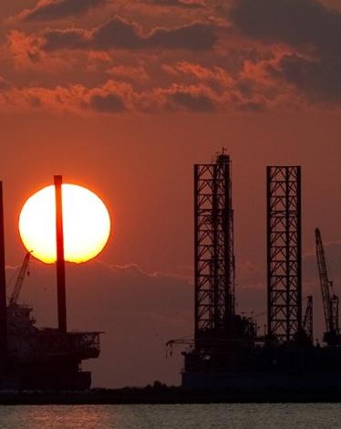 تحسن استهلاك النفط يضع الدول المنتجة في مأزق