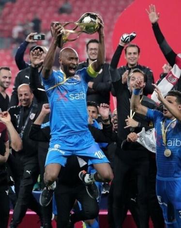 5e52c8284c59b70bbc289340