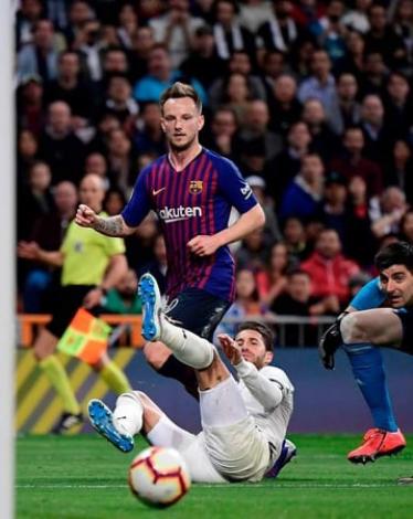 52989909_334597953847715_1643122971256029184_n