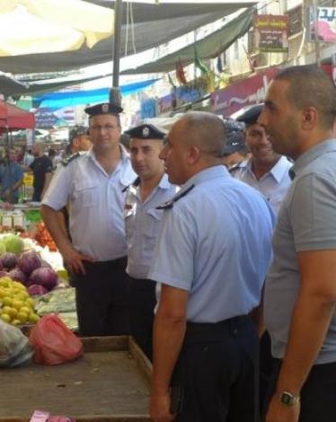 الشرطة في أسواق نابلس