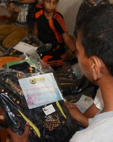 صورة خبر اختتام نور المعرفة مشروع توزيع الحقيبة المدرسية بالنصيرات