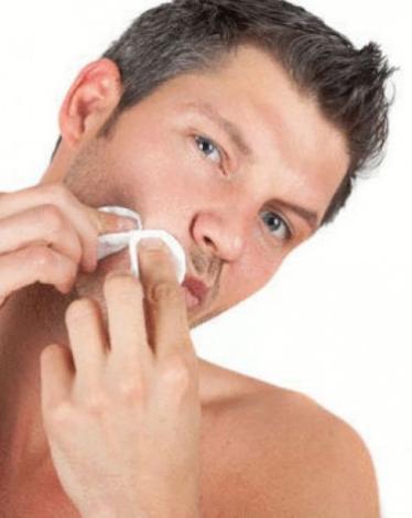 طرق سريعة للتخلص من آثار حب الشباب