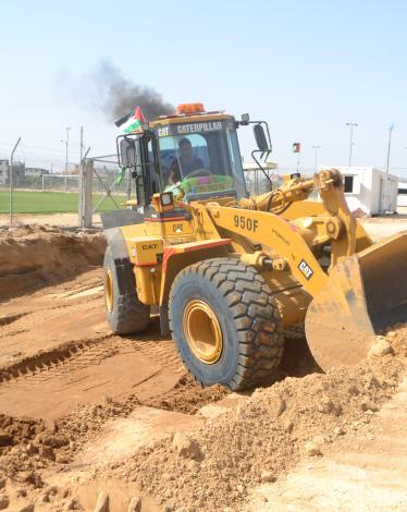 البدء بإنشاء مدرجات الملعب البلدي بالنصيرات