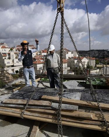 عمال بناء في إسرائيل