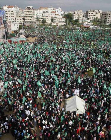 1942a244-cdb6-3d9d-8411-686ccf2b844d