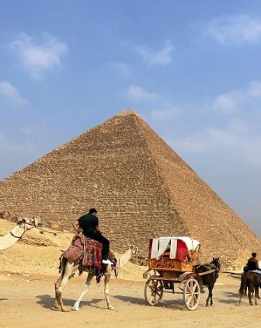 القاهرة تتخذ إجراءات لدعم وتحفيز الاستثمار