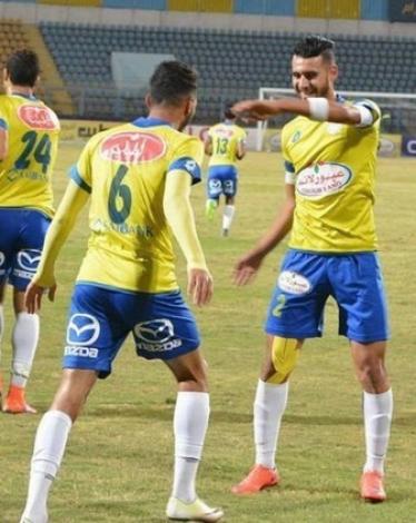 اعتقال لاعب الإسماعيلي في الملعب