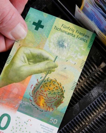 قريبًا..راتب لكل مواطن في سويسرا دون أن يعمل