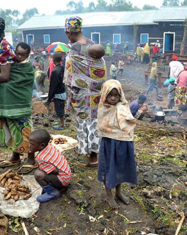 make-shift-refugee-camp-i-007