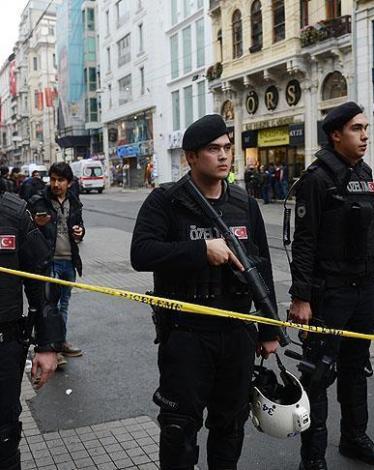 thumbs_b_c_87fd9e077467fd3251eee97d6e024897