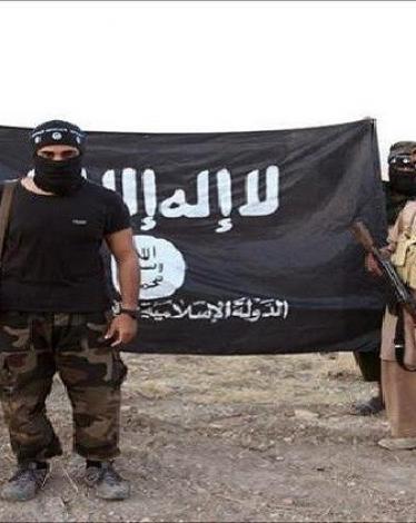 صورة.. أغبى داعشي.. نسي شاربه!