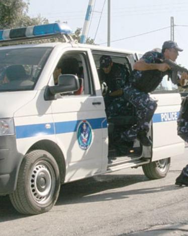 الشرطة تضبط شخصًا بحوزته موادًا مخدرة في جنين