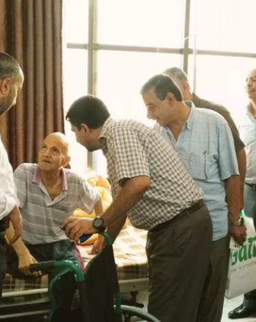   اتحاد الرياضة للجميع يشارك نزلاء دار المسنين عيد الأضحى المبارك