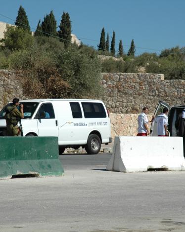 Roadblock_Checkpoint_Jerusalem_Bethlehem