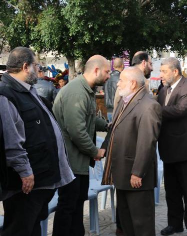 نواب غزة يقدمون واجب العزار بالشهيد جرار