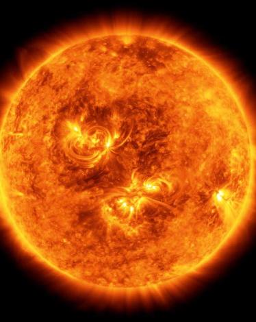 ما_هي_الخصائص_الطبيعية_للشمس