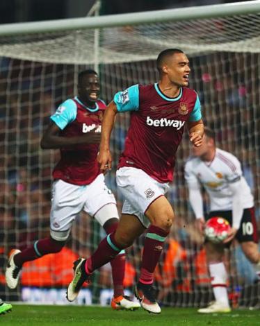 ويست هام يهزم مانشستر يونايتد