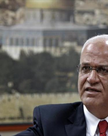 عريقات يطالب 