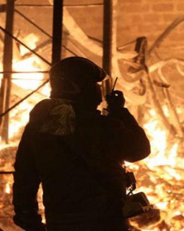 مأساة رجلي إطفاء روس أنقذا الجميع ولقيا مصرعهما