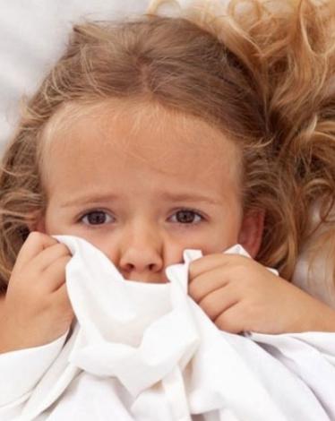 كيف يساعد الآباء أطفالهم في التأقلم مع الكوابيس؟