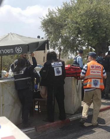 إصابة مستوطن في عملية طعن بالقدس المحتلة