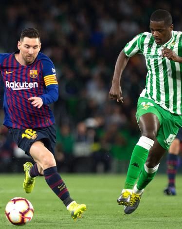 messi-carvalho-real-betis-barcelona-laliga_n56omsgtken91fsoe466l8sw0