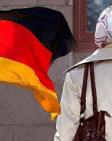 58a807969428832333d3960e333d2445