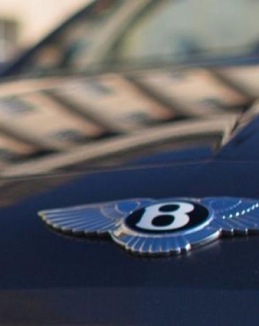 سرقة 5 ملايين يورو من قطريتين قرب باريس