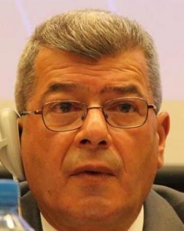 عيسي قراقع