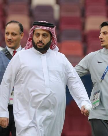 رئيس-نادي-الهلال-يستجيب-لطلب-تركي-آل-الشيخ