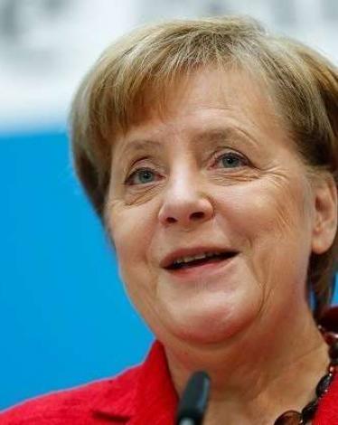 ميركل: لا يتعين على قضية سكريبال تسميم العلاقات مع روسيا