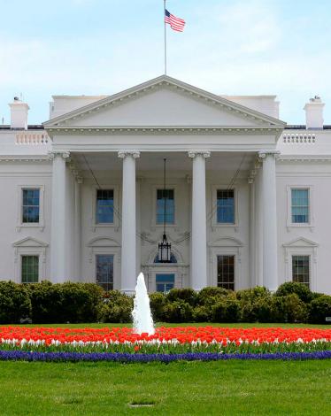 the-white-house-north-lawn-plus-fountain-and-flowers-credit-stephen-melkisethian_flickr-user-stephenmelkisethian