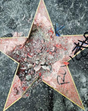 donald-trump-walk-of-fame-star-detroyed-ap-thg-180725_hpMain_16x9_1600_624472