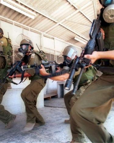 وحدات قمع السجون